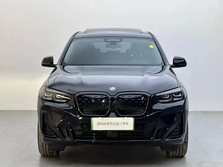 BMW iX3 2023 Genesis Collar 2