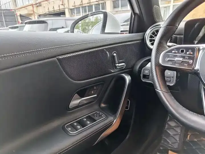 Mercedes Benz Class A 2023 A 200 L Fashion 15