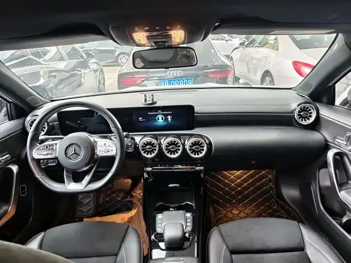 Mercedes Benz Class A 2023 A 200 L Fashion 19