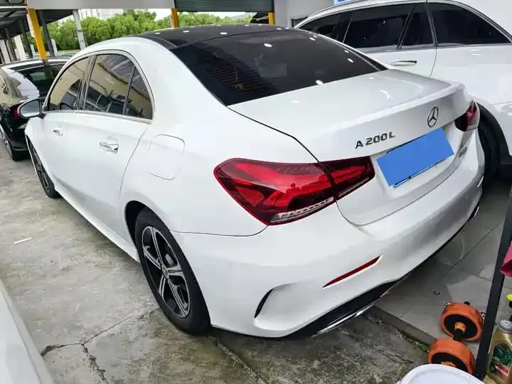 Mercedes Benz Class A 2023 A 200 L Fashion 20
