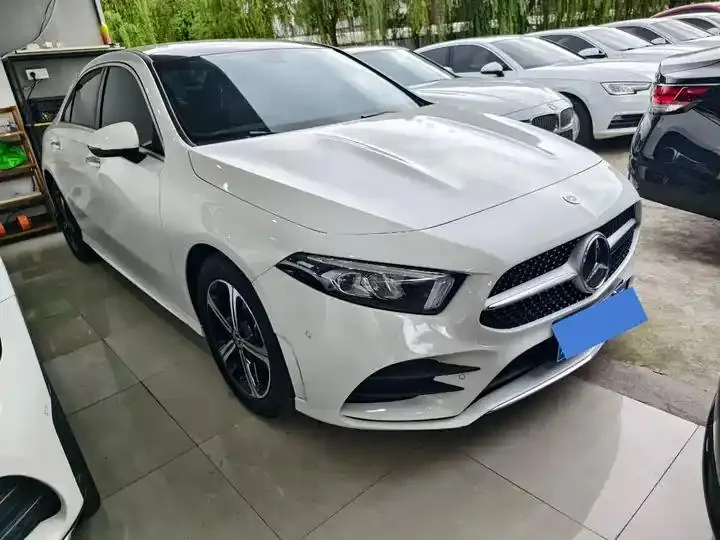 Mercedes Benz Class A 2023 A 200 L Fashion 3