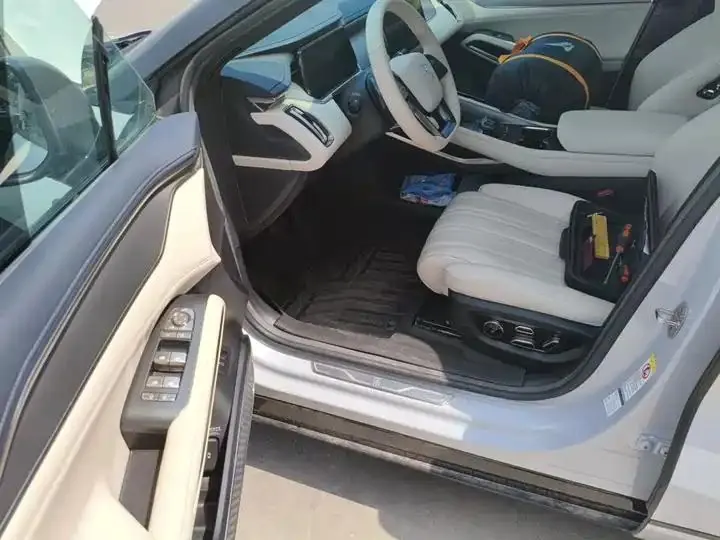 Song L EV 2025 662km Excellent Smart Driving Model 12