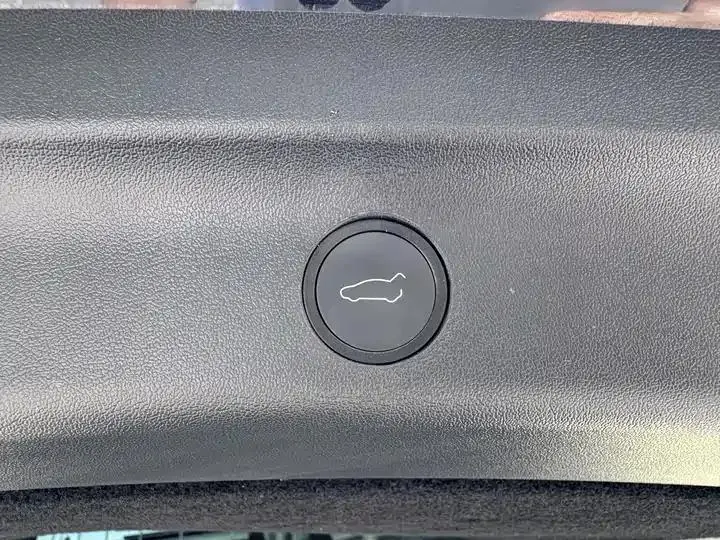2022 Model Y Refreshed Rear-Wheel-Drive Version 13
