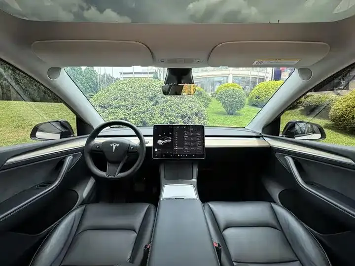 2022 Model Y Refreshed Rear-Wheel-Drive Version 21