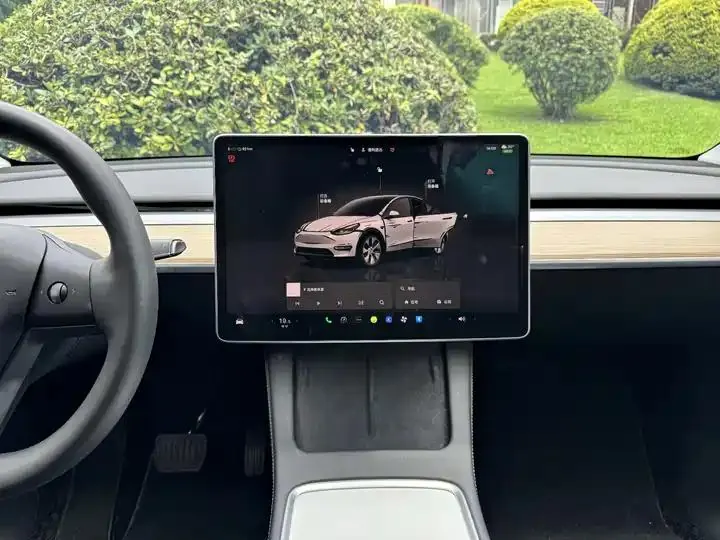2022 Model Y Refreshed Rear-Wheel-Drive Version 24