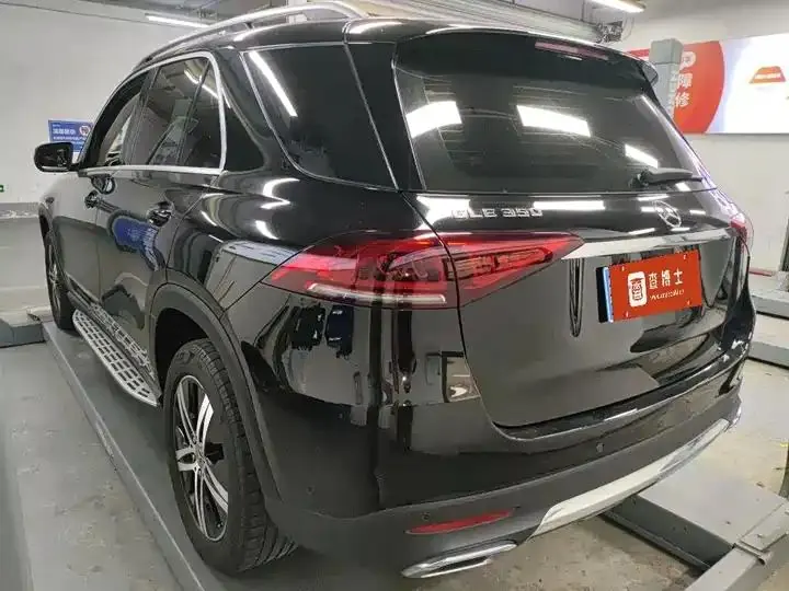 Mercedes Benz GLE 2021 GLE 350 4MATIC Dynamic 3