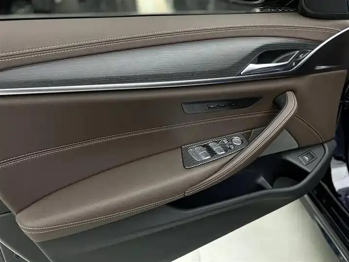 BMW 5 Series 2022 model facelift 530Li Leading Edition M Sport Package 22