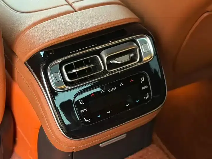 Mercedes-Benz S-Class 2023 S 400 L Luxury Model 11