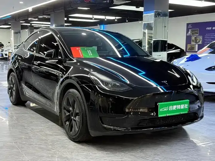 2022 Model Y Refreshed Rear-Wheel-Drive Version 3