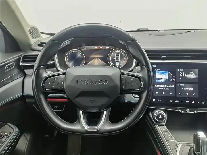 LYNK&amp;CO 05 2020 model 2.0TD two-wheel-drive Yao Plus 11