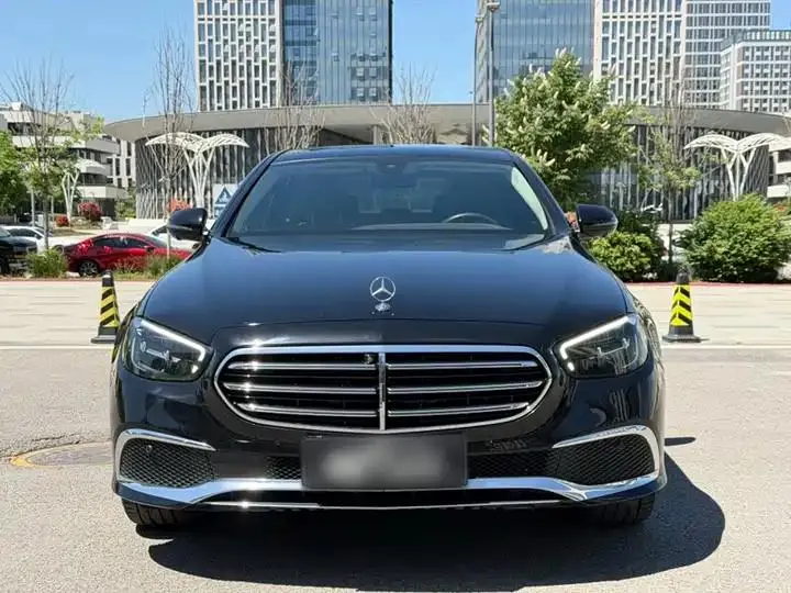 Mercedes Benz E-Class 2023 E 300 L Fashion 10