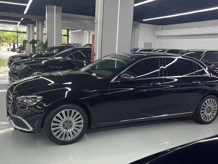 Mercedes Benz E-Class 2023 E 300 L Fashion 2