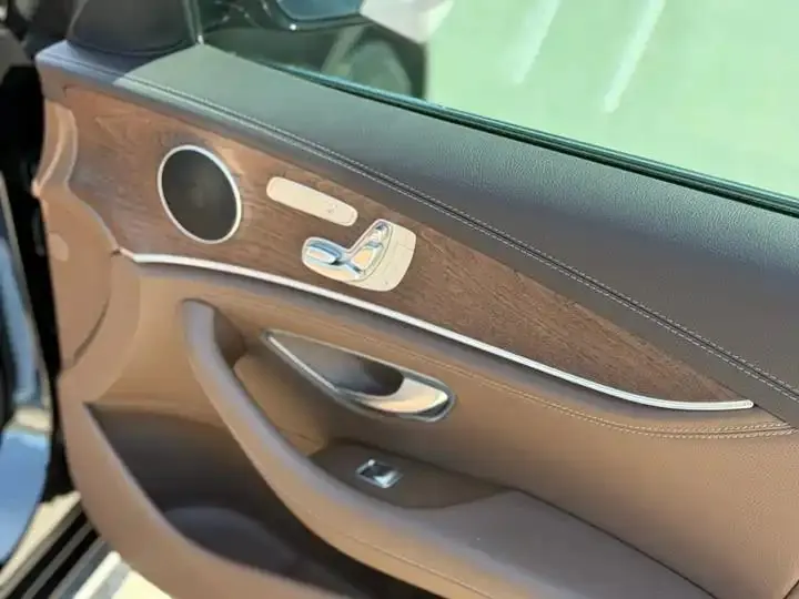 Mercedes Benz E-Class 2023 E 300 L Fashion 5