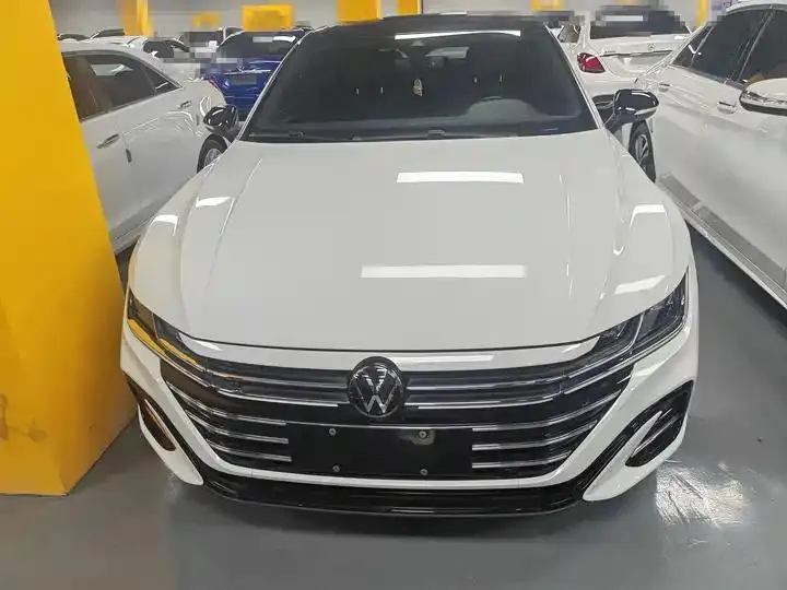 FAW-Volkswagen CC 2021 model 380TSI Striking Edition 2