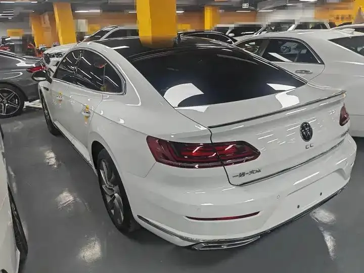 FAW-Volkswagen CC 2021 model 380TSI Striking Edition 8