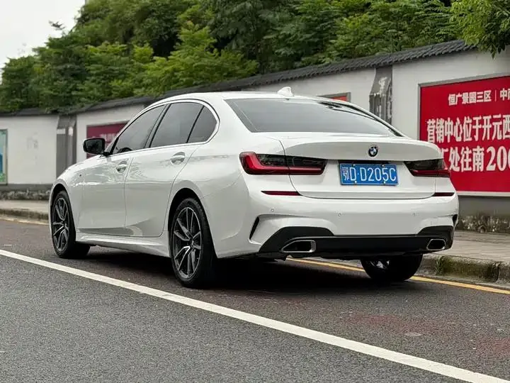 BMW 3 Series 2022 320Li M Sports Suit 6