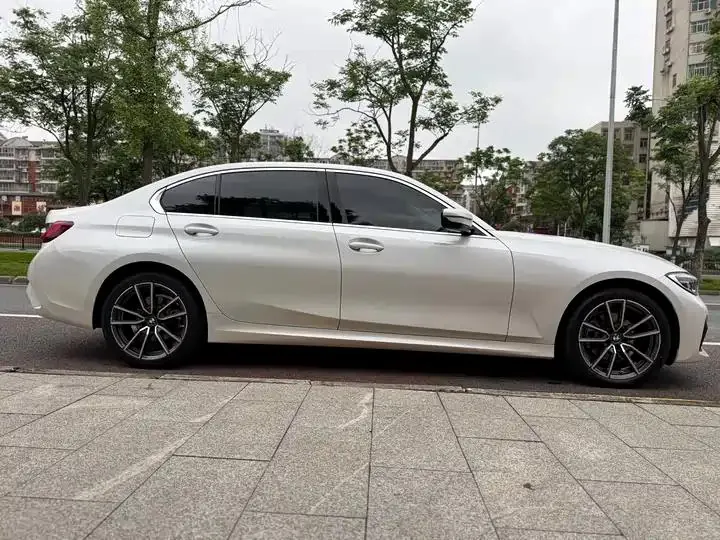 BMW 3 Series 2022 320Li M Sports Suit 8