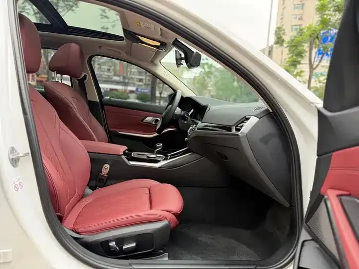 BMW 3 Series 2022 320Li M Sports Suit 9