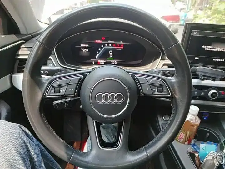 Audi A4L 2021 40 TFSI Enjoys Life Edition 11