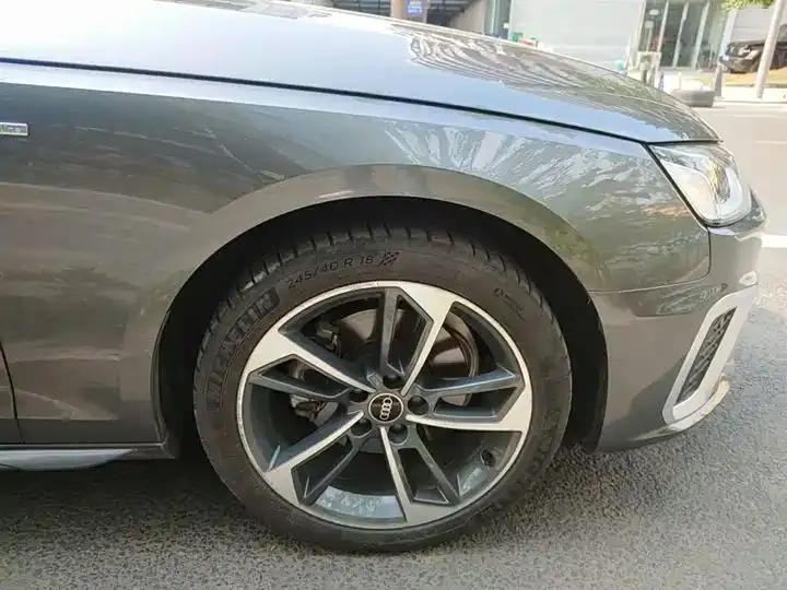 Audi A4L 2021 40 TFSI Enjoys Life Edition 8
