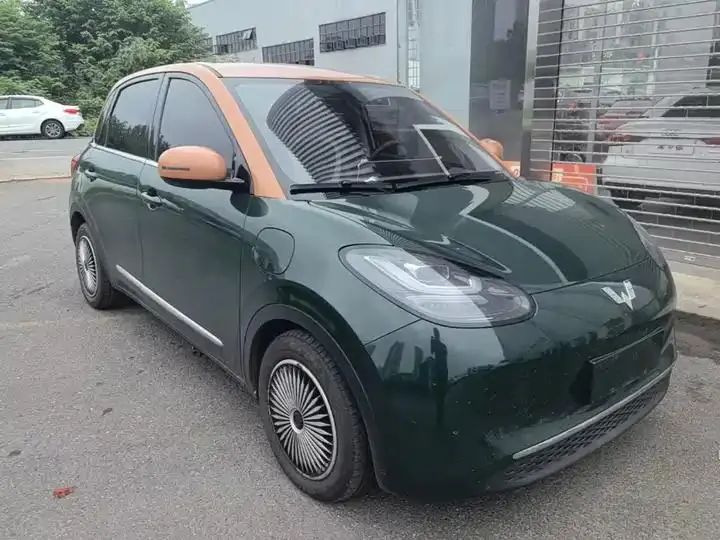 WuLing Plantronics 2023 333km LingBox Connected 4
