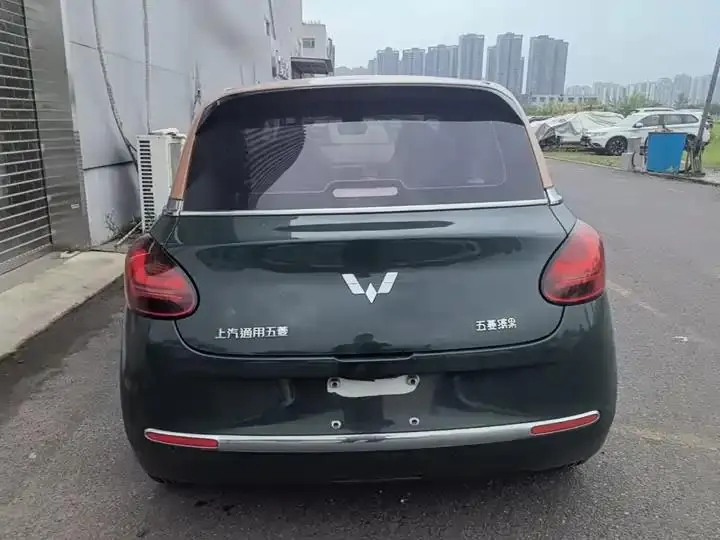 WuLing Plantronics 2023 333km LingBox Connected 6