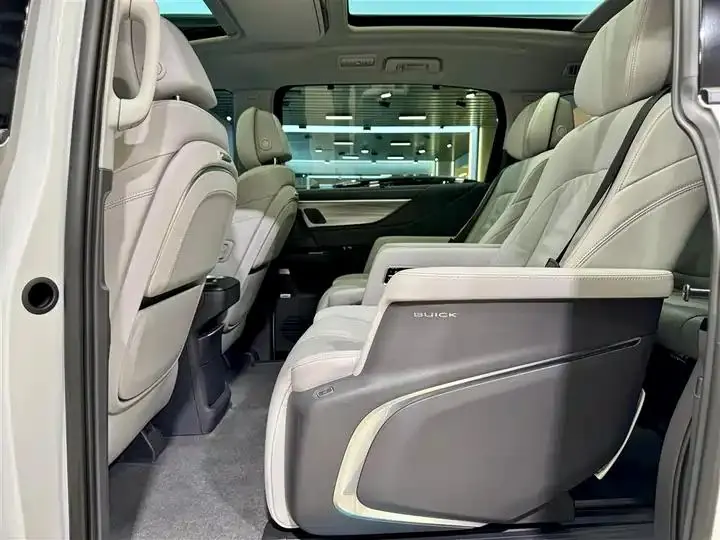 Buick GL8 2025 Lu Zun Exclusive Edition 19