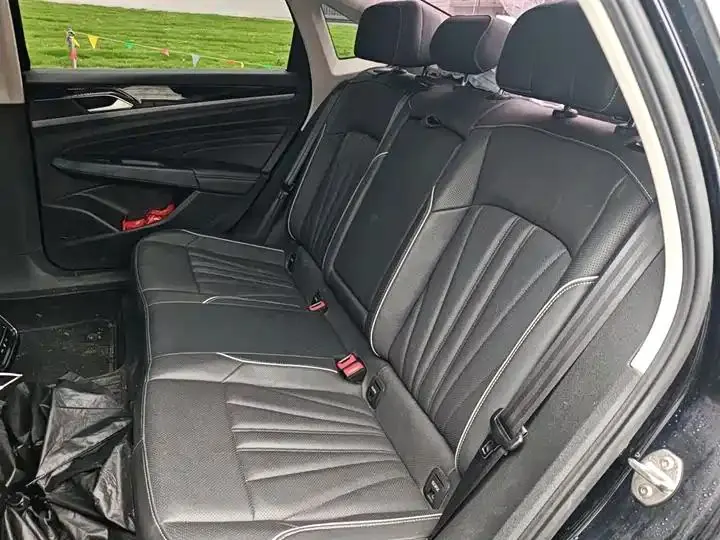 Passat 2024 380TSI Elite Edition 13