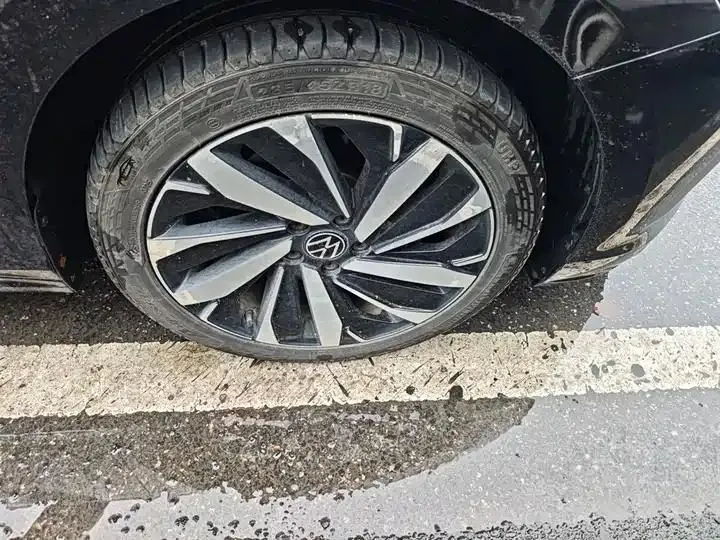 Passat 2024 380TSI Elite Edition 26