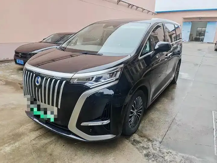 Denza D9 2022 EV 620 Premium Model - View 1