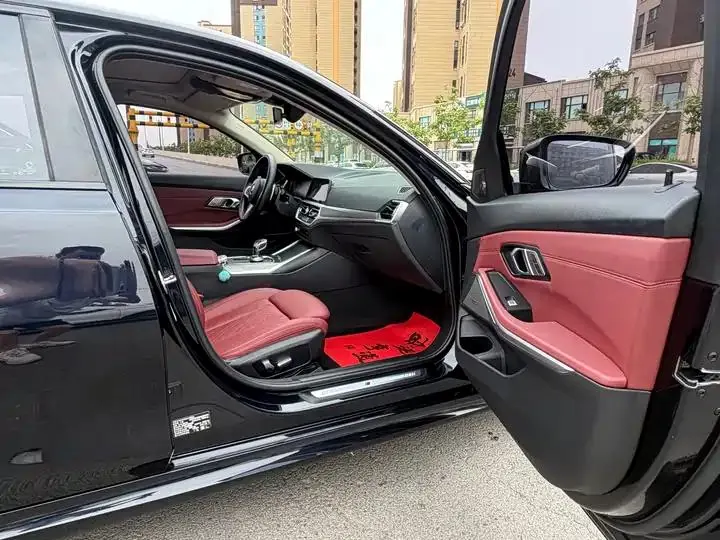 BMW 3 Series 2022 Changed 325i M Sports Night Suit 11
