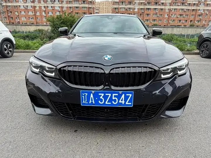 BMW 3 Series 2022 Changed 325i M Sports Night Suit 2