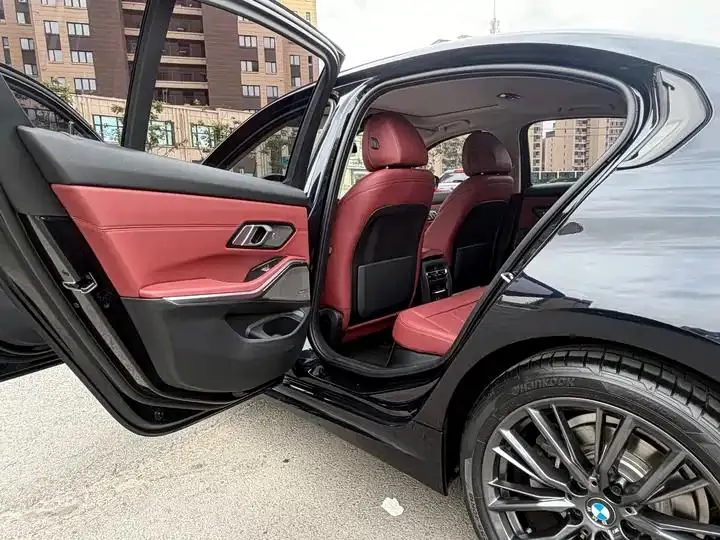 BMW 3 Series 2022 Changed 325i M Sports Night Suit 6