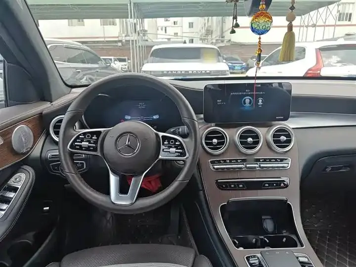 Mercedes Benz GLC 2020 GLC 300 L 4MATIC Dynamic 5