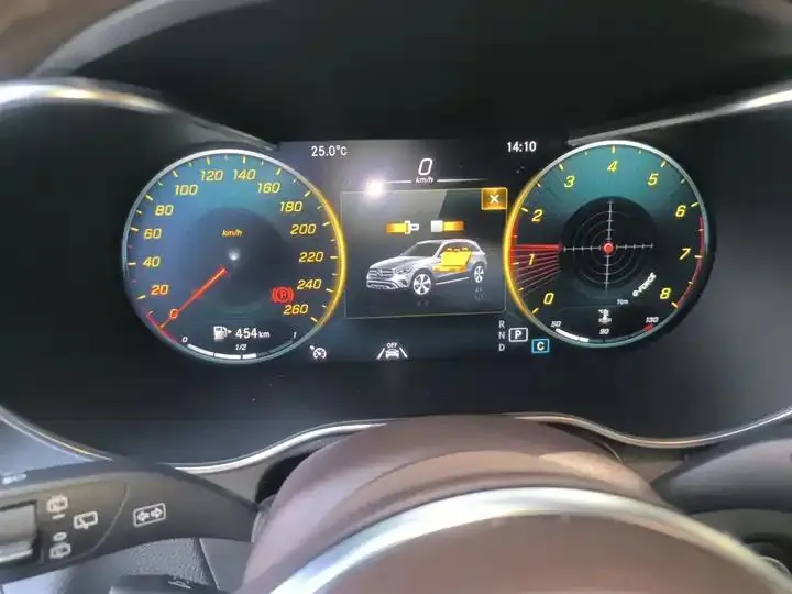 Mercedes Benz GLC 2020 GLC 300 L 4MATIC Dynamic 7