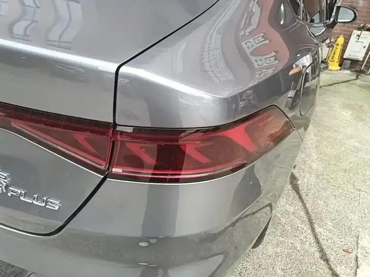 Qin PLUS 2024 Glory Edition DM-i 55KM Leading Model 8