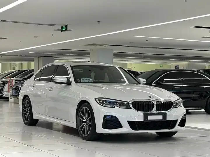 BMW 3 Series 2020 model 320Li M Sport Package 3