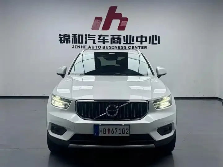 Volvo XC40 2021 T4 4-wheel drive Zhiyuan Deluxe Edition 3