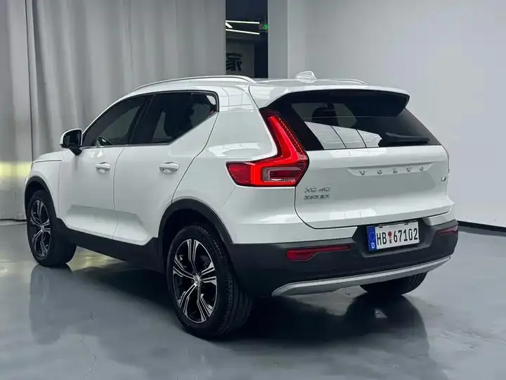 Volvo XC40 2021 T4 4-wheel drive Zhiyuan Deluxe Edition 4