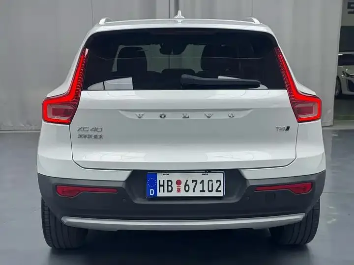Volvo XC40 2021 T4 4-wheel drive Zhiyuan Deluxe Edition 5