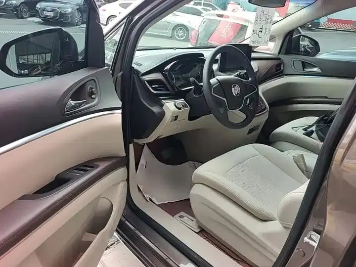 Buick GL8 2023 Land Business Class Comfort 16
