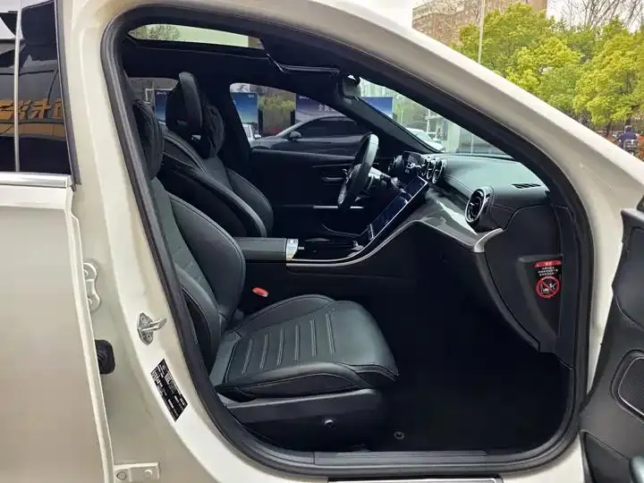Mercedes Benz Class C 2023 to C 260 L Sports Edition 17