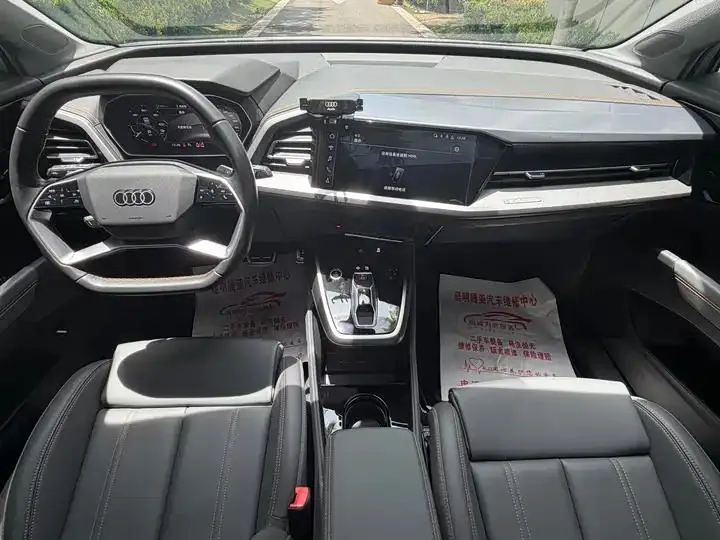 Audi Q4 e-tron 2024 40 e-tron Creation Edition 12