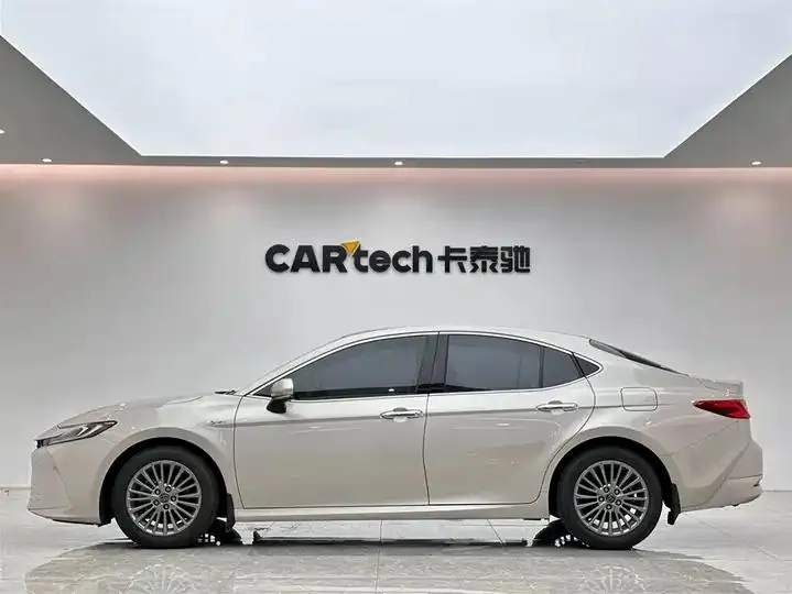 Camry 2024 Double Qing 2.0HG Premium Edition 2