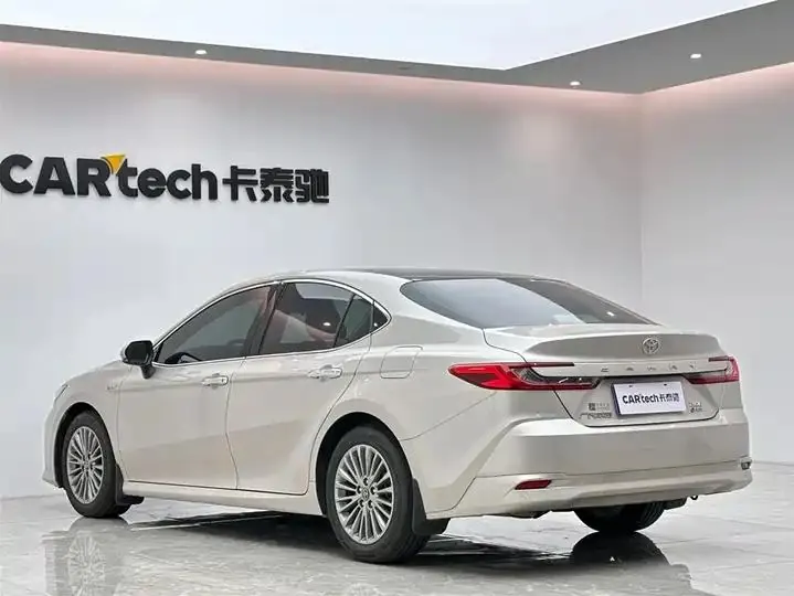 Camry 2024 Double Qing 2.0HG Premium Edition 3