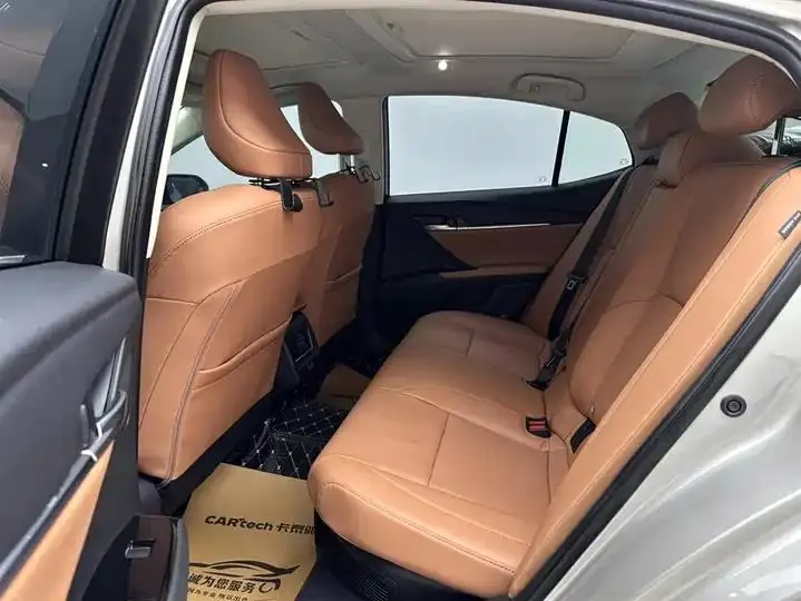 Camry 2024 Double Qing 2.0HG Premium Edition 9
