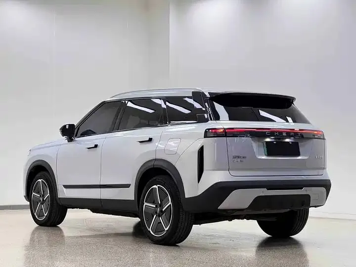 Explore 06 C- DM 2024 Luxury Model 5
