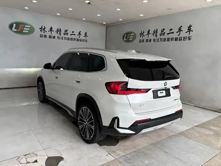 BMW X1 2024 xDrive25Li X Design Set 6