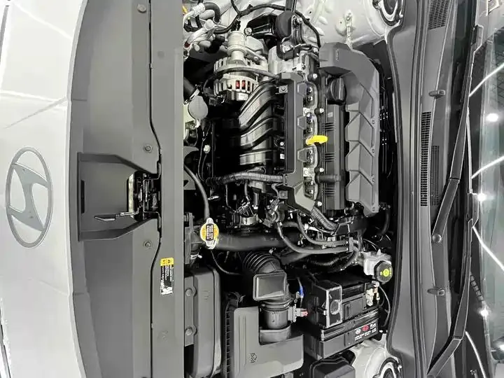 Elantra 2023 1.5L CVT LUX Prestige Edition 20