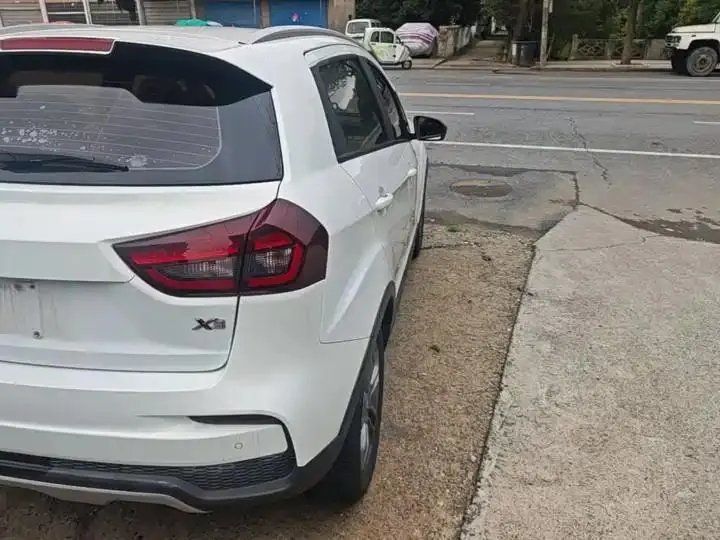 Vision X3 2020 1.5L CVT Honorable Model 8